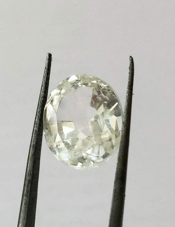 10.80 Ratti (9.70 ct) Natural Certified White Topaz